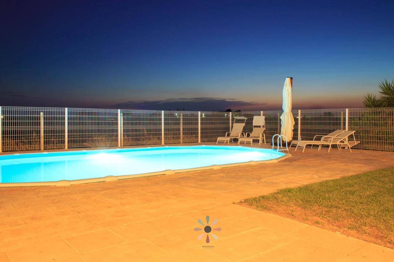 Agriturismo Tenuta Margherita Torre Lapillo Exteriör bild